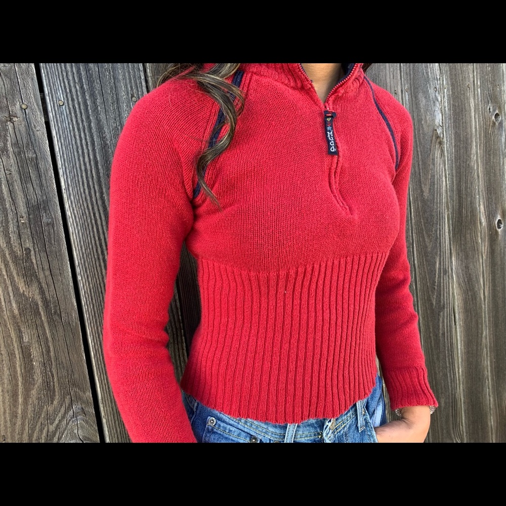 Mudd sweater